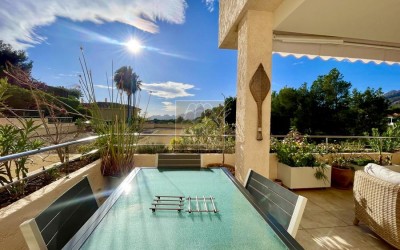 Acogedor apartamento con gran terraza en Sierra Altea Golf.